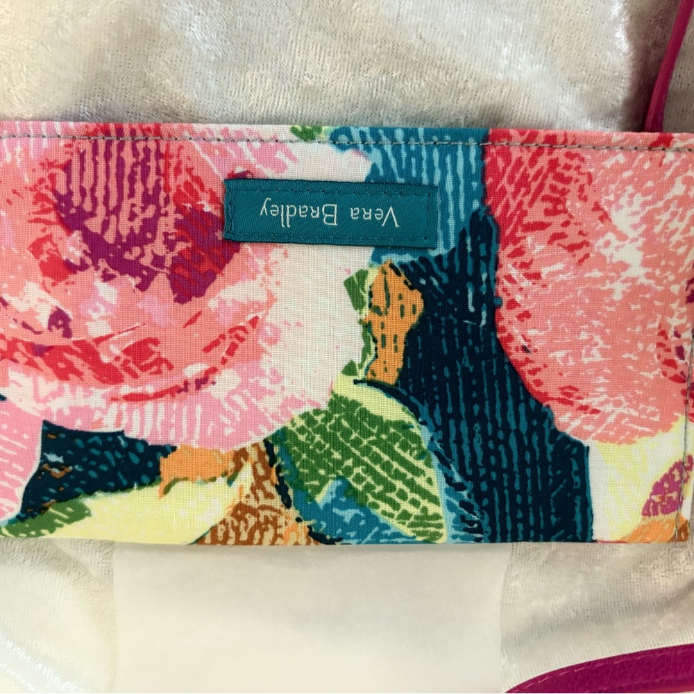 Vera Bradley Multicolor Floral Quilted Wristlet - Picture 6 of 14